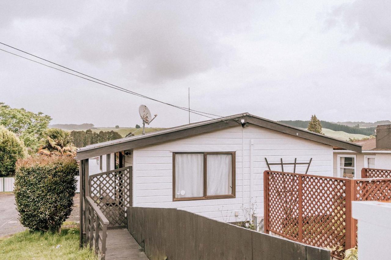 Comfortable Cosy Retreat Rotorua Bagian luar foto